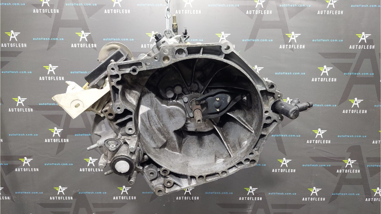 КПП/ коробка передач 20DM69, 1.6 HDI 5ти ступенчатая Citroen C4 Peugeot 207 307 308 бу КПП/ коробка передач 20DM69, 1.6 HDI 5ти ступенчатая Citroen C4 Peugeot 207 307 308 бу